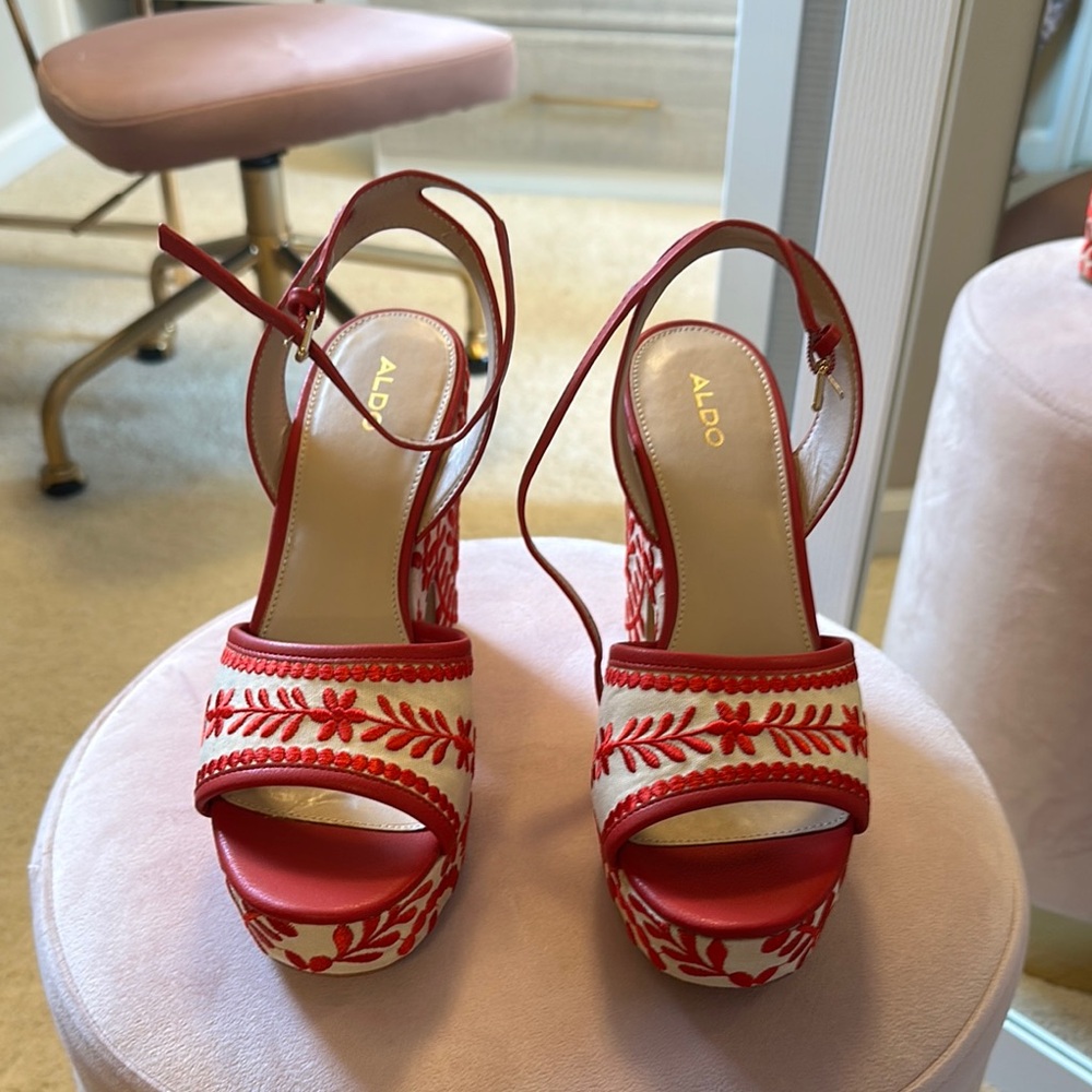 Aldo Red Platform Sandals with Geometric Pattern